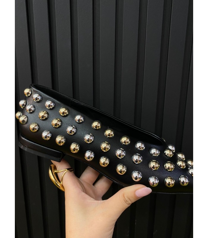 ZAPATO MODELO TACHAS