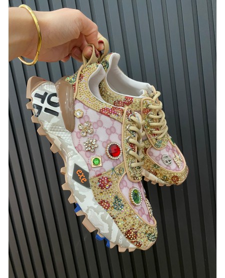 SNEAKERS MODELO GABANE