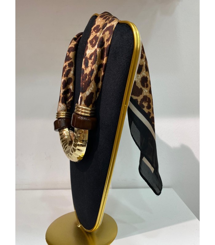 COLLAR PAÑUELO LEOPARDO