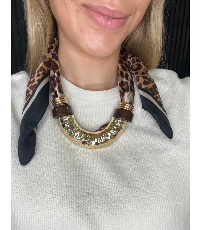 COLLAR PAÑUELO LEOPARDO