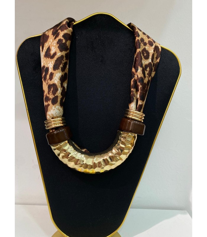 COLLAR PAÑUELO LEOPARDO