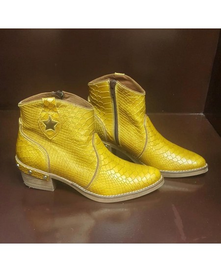Modelo COWBOY SNAKE RED