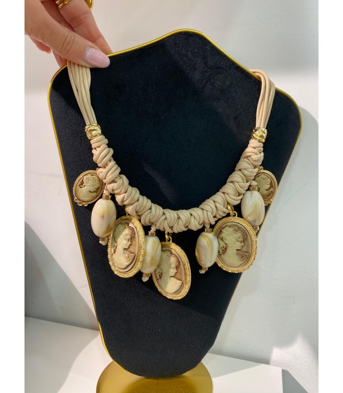 COLLAR CAMAFEO