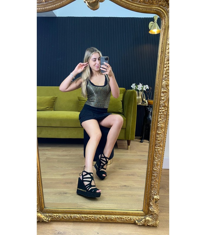 MODELO GLADIADORA NEGRO