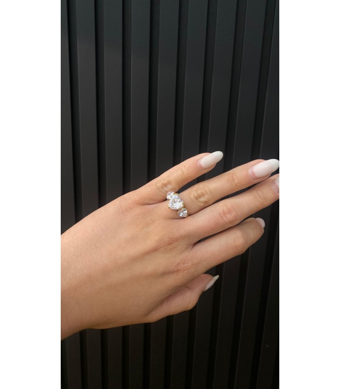 ANILLO QUEEN DORADO