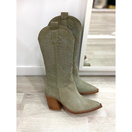 MODELO COWBOY LUXURY MIDI NATA