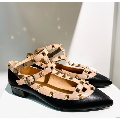 ZAPATO VALENTINO NEGRO Y MAQUILLAJE