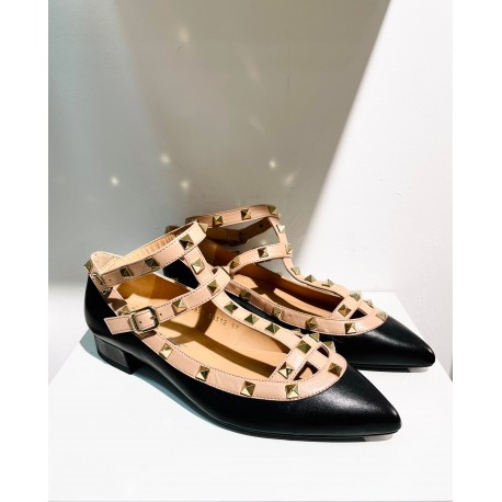 ZAPATO VALENTINO NEGRO Y MAQUILLAJE