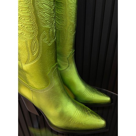 Modelo COWBOY LUXURY