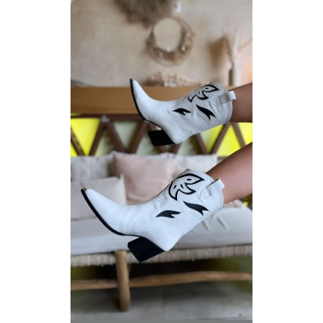 MODELO DELUXE NATA