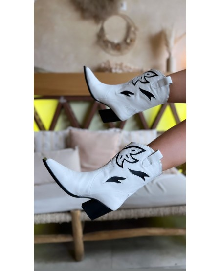 MODELO DELUXE NATA