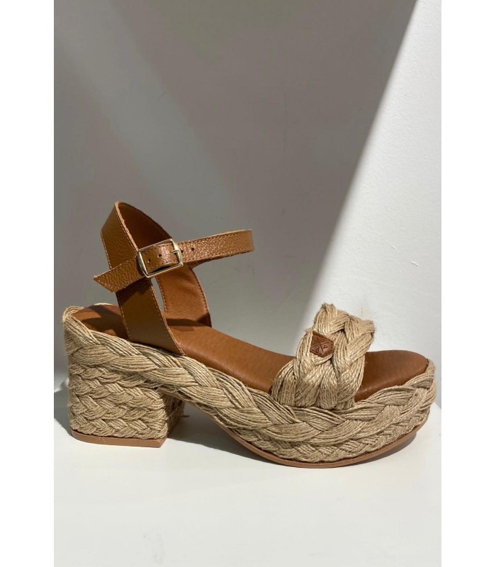 MODELO POLINESIA CUERO