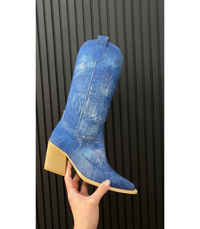 MODELO COWBOY LUXURY DENIM