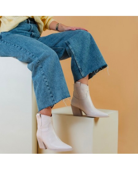 BOTA MODELO GISELE NATA